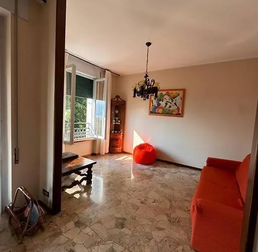 La Casa Di Alberto View Lägenhet Laveno